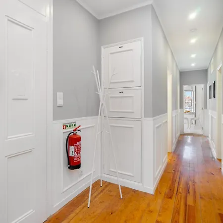 Апартаменты Whome Modern Luxury In Lisbon's Historic Center