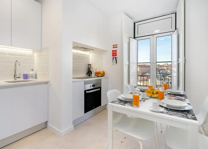 Whome Modern Luxury In Lisbon's Historic Center شقة